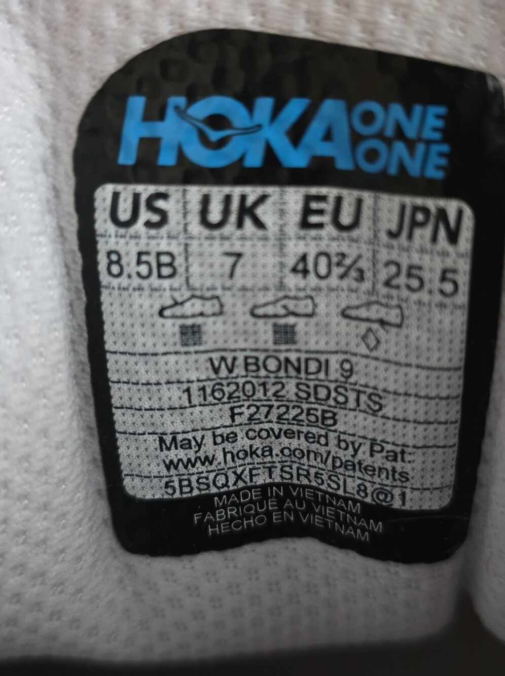 HOKA Women's Bondi 9  Stardust/Silver colorway, US size 8.5B - Picture 3 of 9